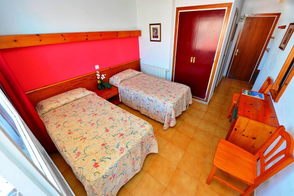 Double Room,1207887559:JPEG