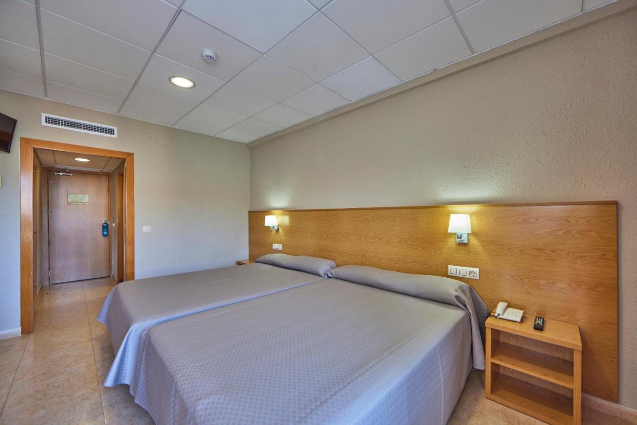 Double or Twin Room Pool View
