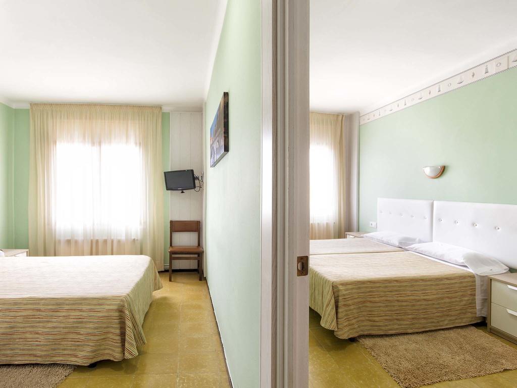 Quadruple Room,664141536:JPEG