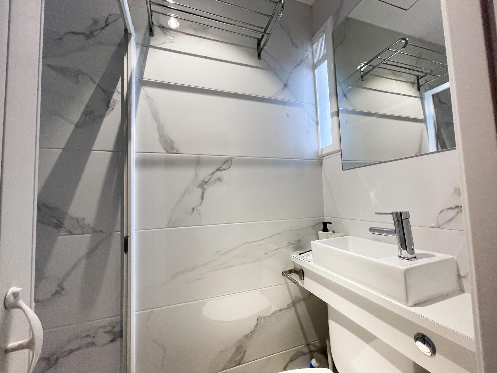 Budget Double Room,1559639431:JPEG