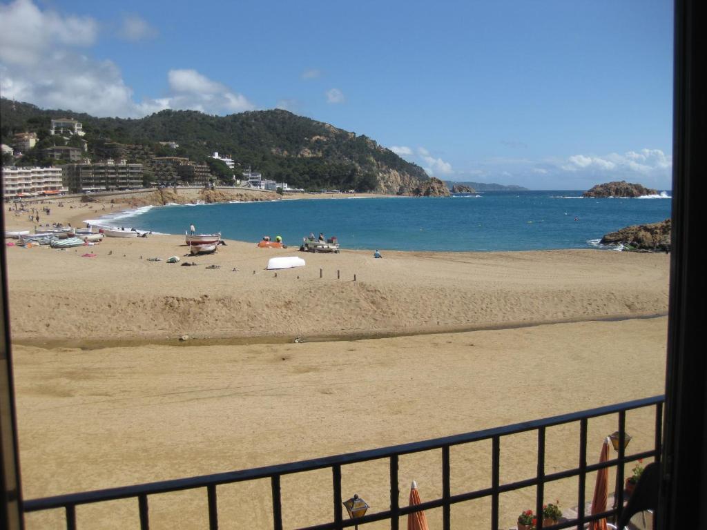 Double or Twin Room with Sea View,122213644:JPEG