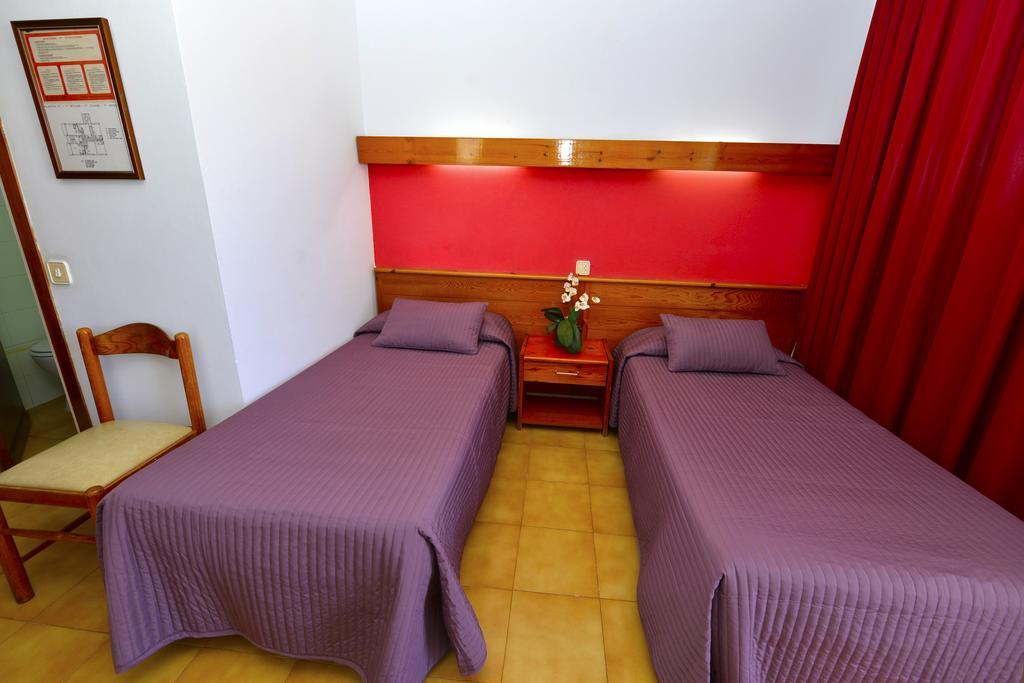 Double or Twin Room,1207887802:JPEG