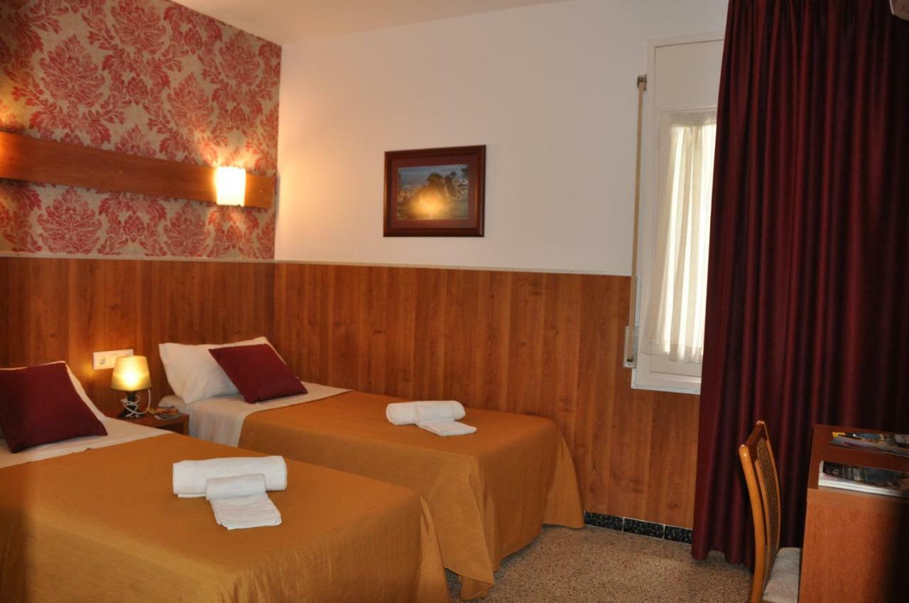 Standard Double Room,799672056:JPEG