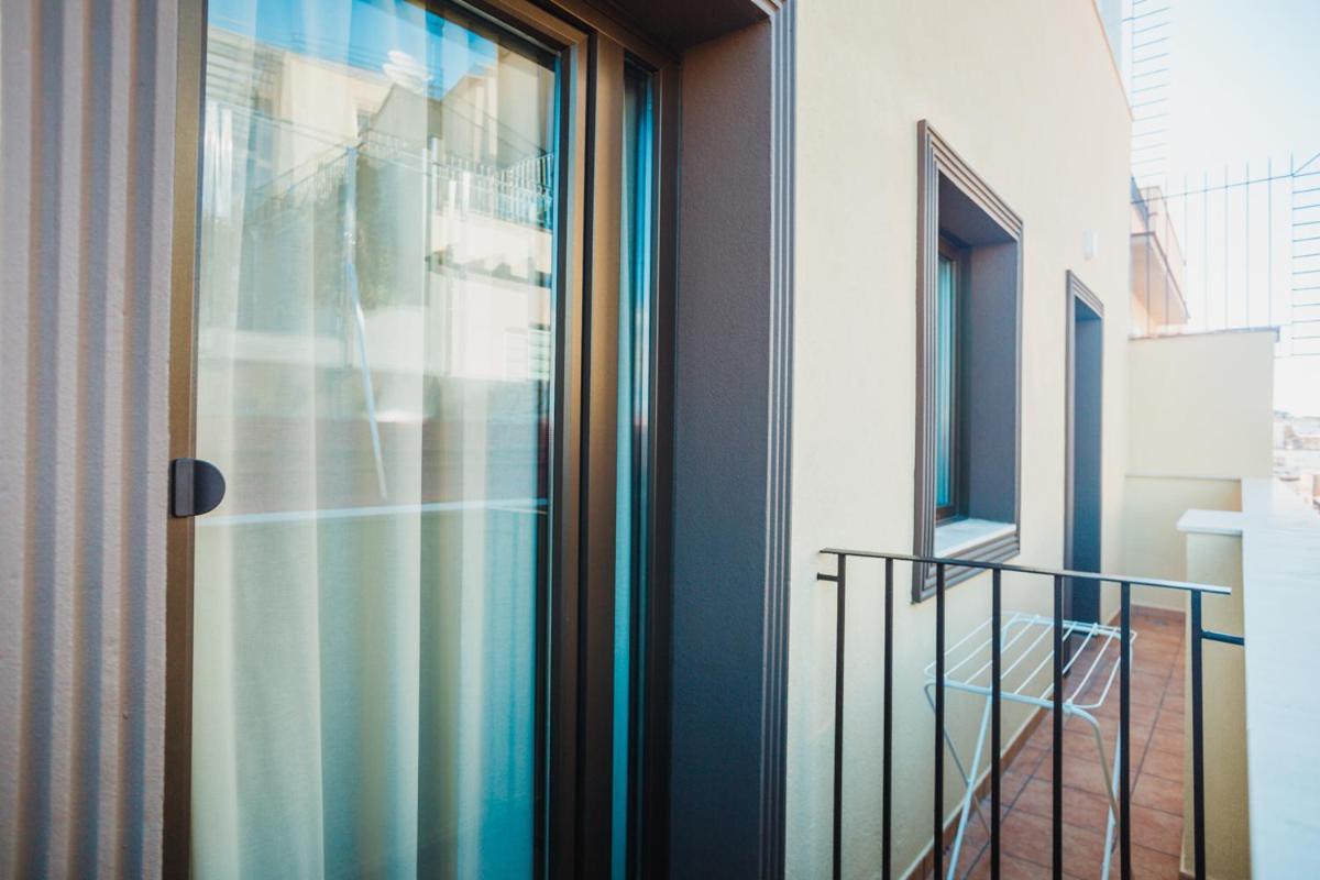 Triple Room Balcony,966732133:JPEG