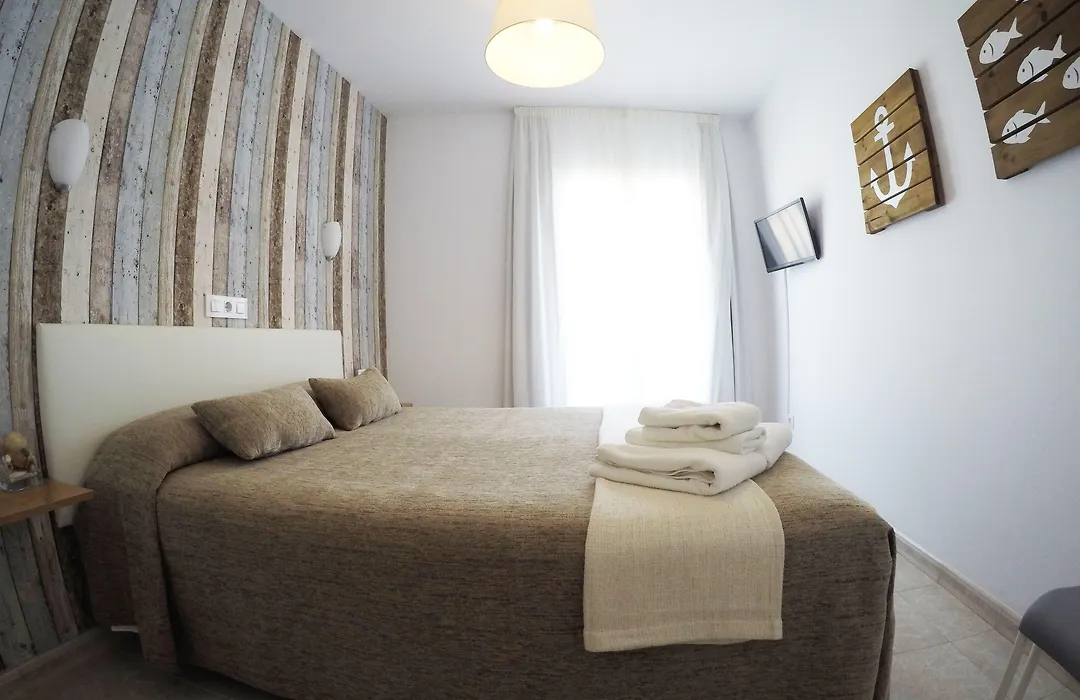 Hostal Del Mar-1