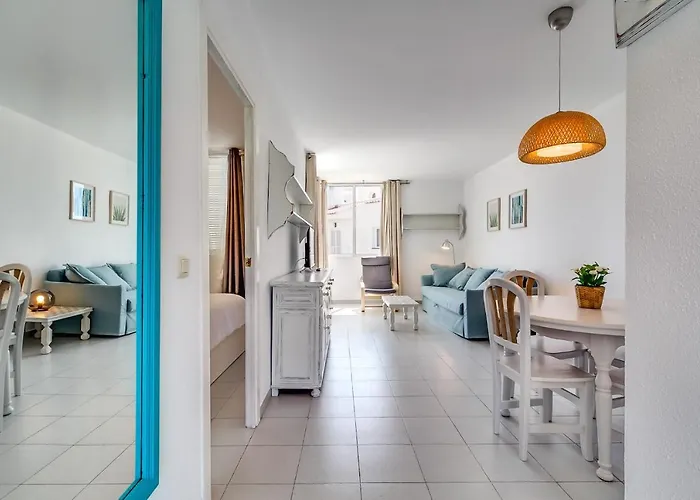 Hauzify I Apartaments Sot Del Morer