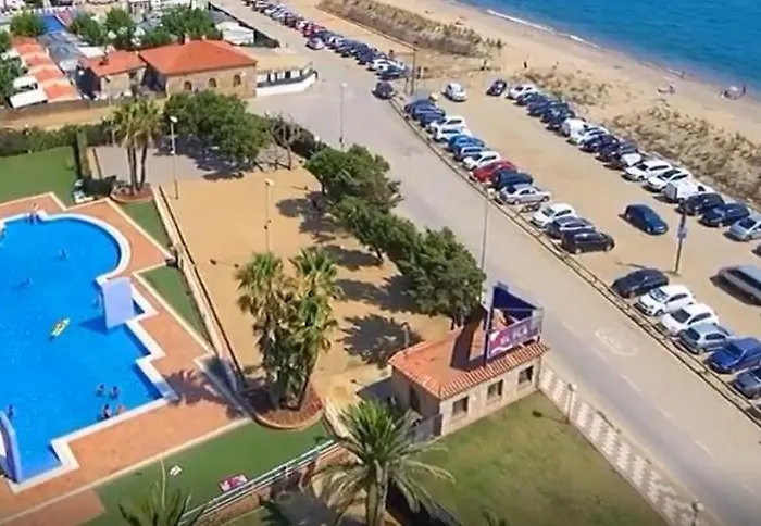 Albatross Mobile Homes on Camping El Pla de Mar