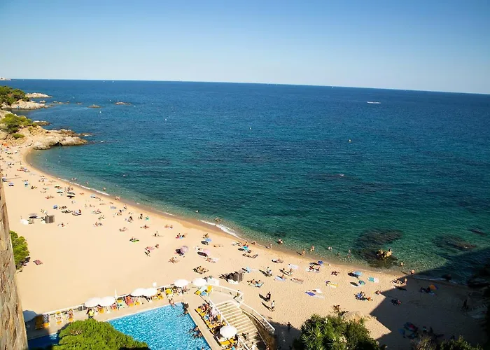 Hoteles de Lujo en Platja d'Aro (Playa de Aro) cerca de Playa Cala Rovira
