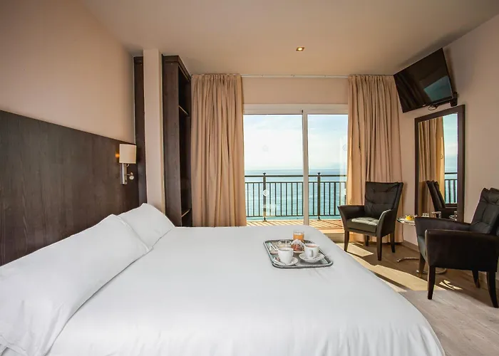 Luxe Hotels in Blanes vlakbij Cala Treumal