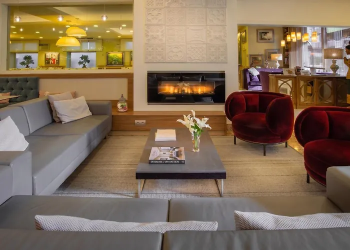 Hotel Pirineos Figueres By Pierre & Vacances