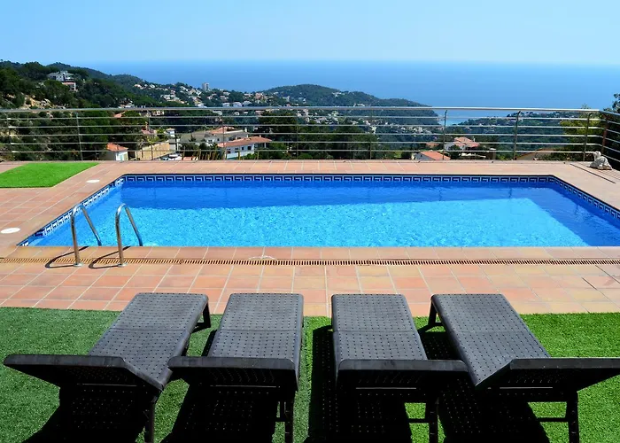 Villas con piscina privada en Lloret de Mar