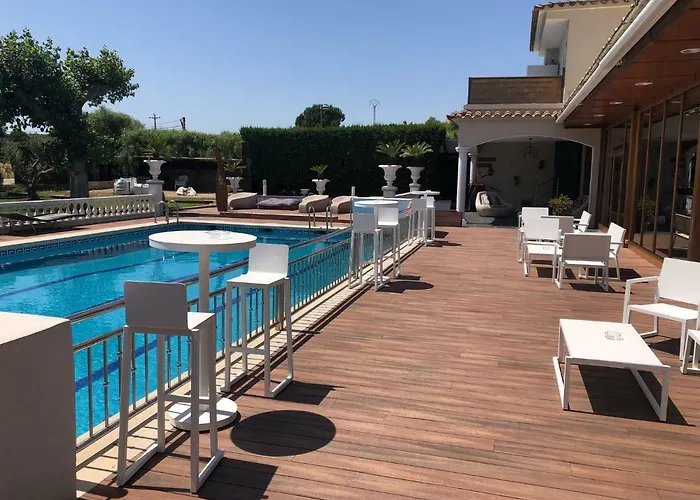 Hotel & Restaurant Figueres Parc Els Hostalets 